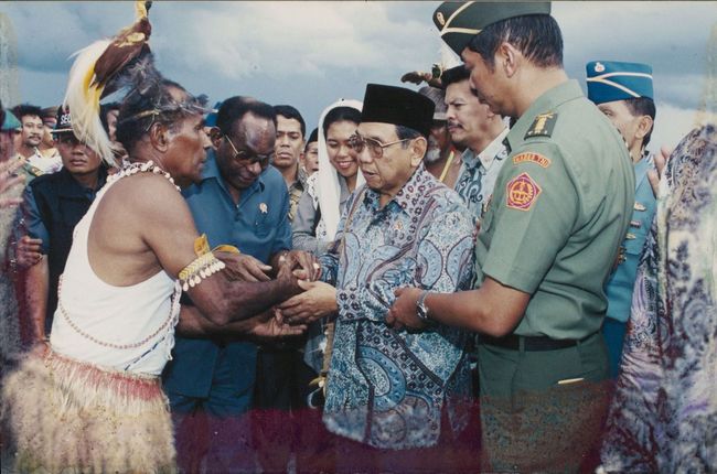 Gus Dur, Pemadam Konflik